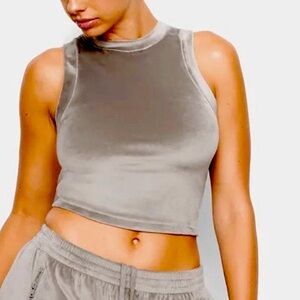 🩶 NWT New SKIMS Soft Velour Smoke Gray Crew Neck Tank Top Large 0389